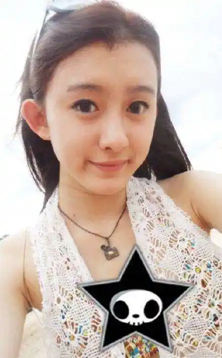 看了吴亦凡的前女友照片,就知道为什么他对赵丽颖如此深情了!