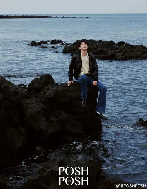 自由自在,风趣幽默,鲜活可爱,是@郭俊辰_fiction给我们直观的第一印象