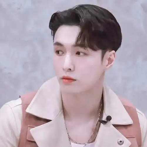 张艺兴黄明昊范丞丞头像