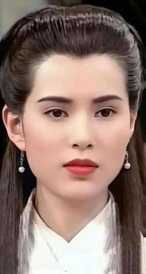 最美小龙女李若彤
