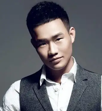 儿童栗子头发型男,超短栗子头发型男