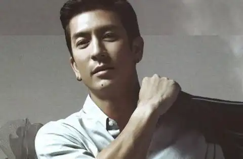 下巴有痣,怎样影响财运?|下巴|财运|男女_新浪新闻