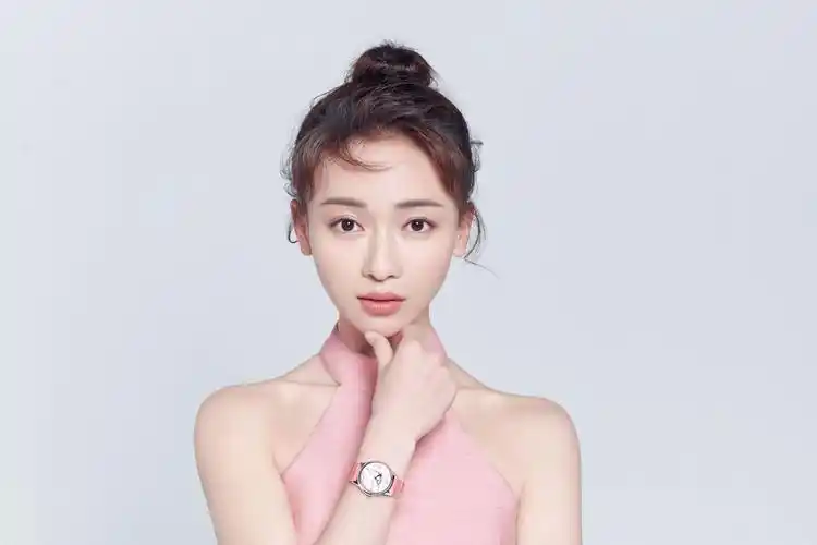 8k吴谨言no24超高清壁纸