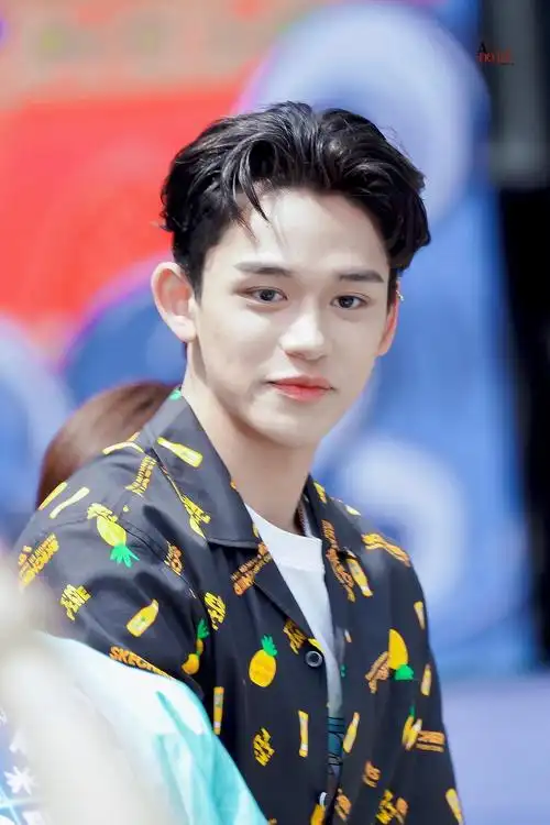 黄旭熙lucas北京斯凯奇站台的阳光宝宝