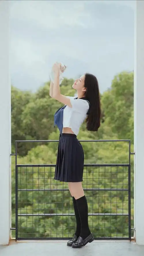 日系清新美女毕业照写真,高清图片,手机锁屏桌面-壁纸族