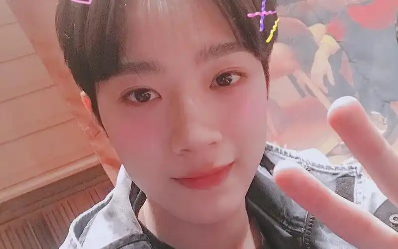 赖冠霖自拍技术突飞猛进的赖霖的自拍小合集