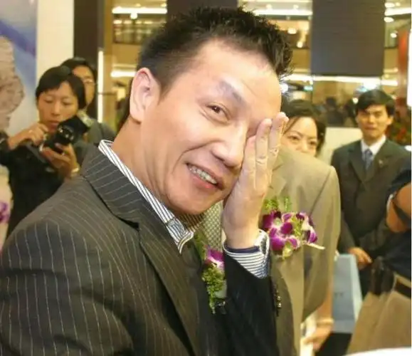 运气首富周正毅两度入狱坐牢14年60岁大寿惹风波