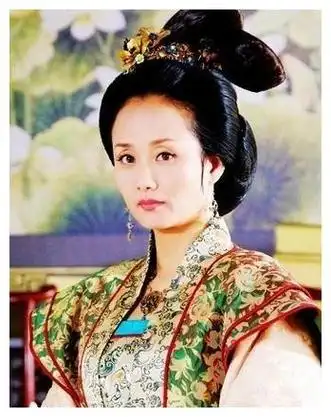 "儿子"是当红明星,女儿是奥运冠军,52岁的她是真正人生赢家|李颖|金