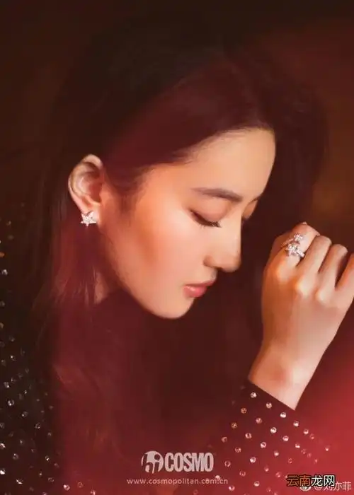 刘亦菲侧颜,刘亦菲,赵丽颖,迪丽热巴的侧颜杀惊艳了多少人