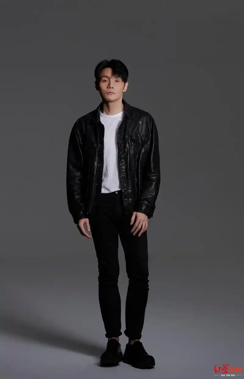 谢霆锋李健李荣浩,今年的"好声音"还差最后一位导师