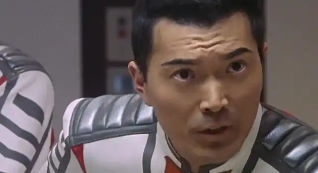 另外,胜利队得到了一则情报,某市某地的宇宙检测中心失去了联络,大概