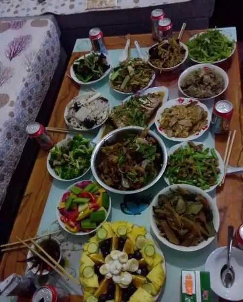 男朋友炒个这样的饭菜给我过生日!让我面子往哪放?