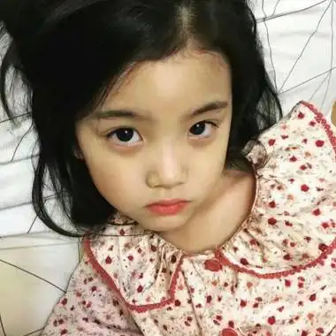 闺蜜头像小孩子萌一对 高清好看的小孩闺蜜头像可爱两人两张_女生头像