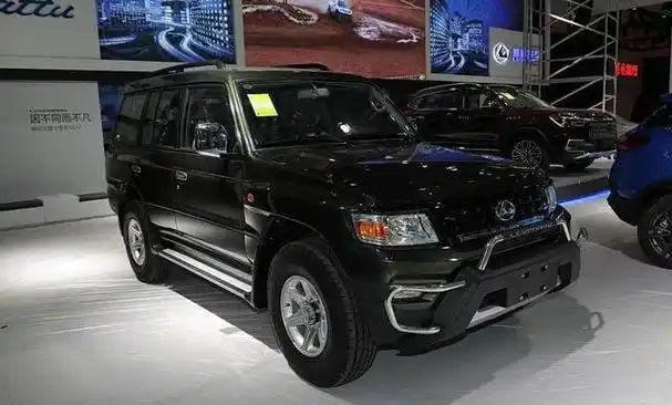 而猎豹q6,这位本土勇士,本欲以更加亲民的价格,让每一位热爱探索的心