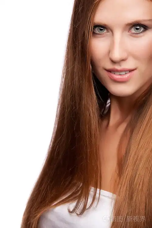 长头发的黑发女人