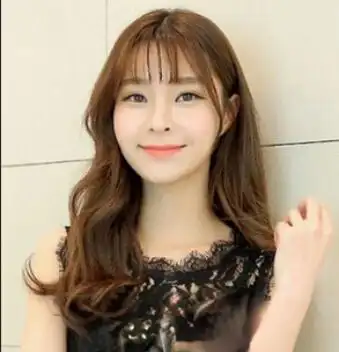 女生板栗色头发图片 板栗色发型效果图