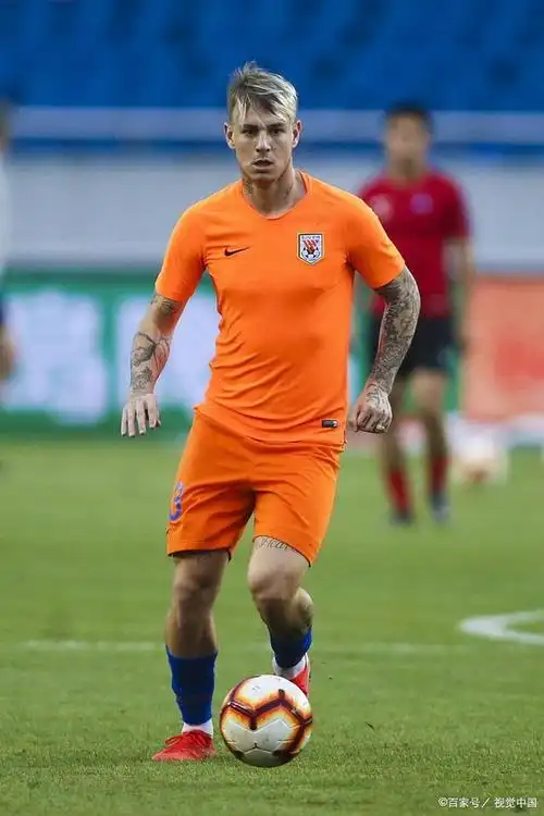 因为,格德斯在加盟泰山队时,就有特别抢眼的发挥.