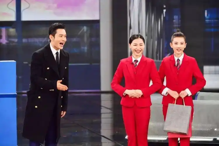 长在笑点上的金靖