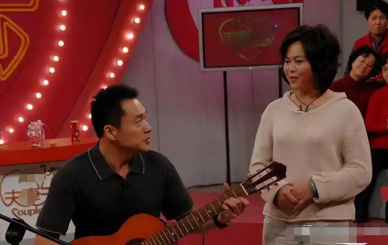 回顾胸脯四两怎敌情义千斤丁海峰拒绝王思懿把患癌妻子当成宝