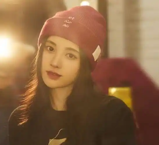 原创00后冒充鞠婧祎诈骗10万元犯罪嫌疑人已经抓获家长领人脸色难堪