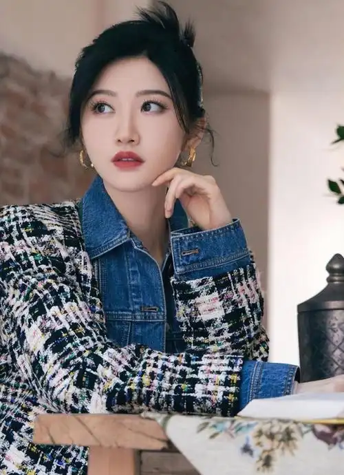 景甜最新写真照