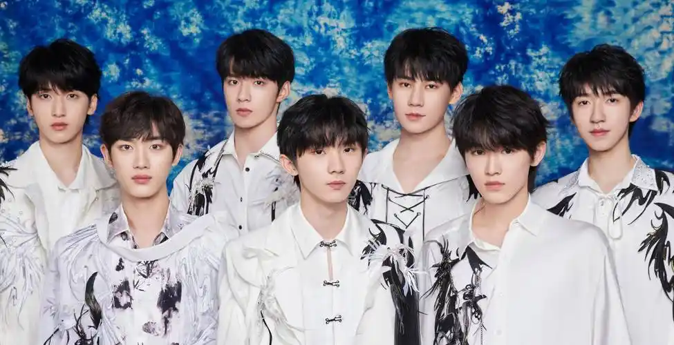 他好像知道自己露额头会很帅气_时代_同学_少年团