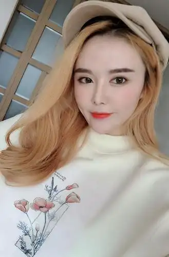 快手土豪葵儿kuki个人照片生活照网红葵儿微博生活照图片