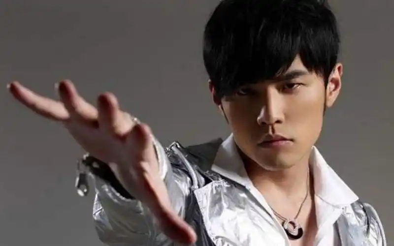 《甜甜的》周杰伦.小情侣间的甜蜜爱情