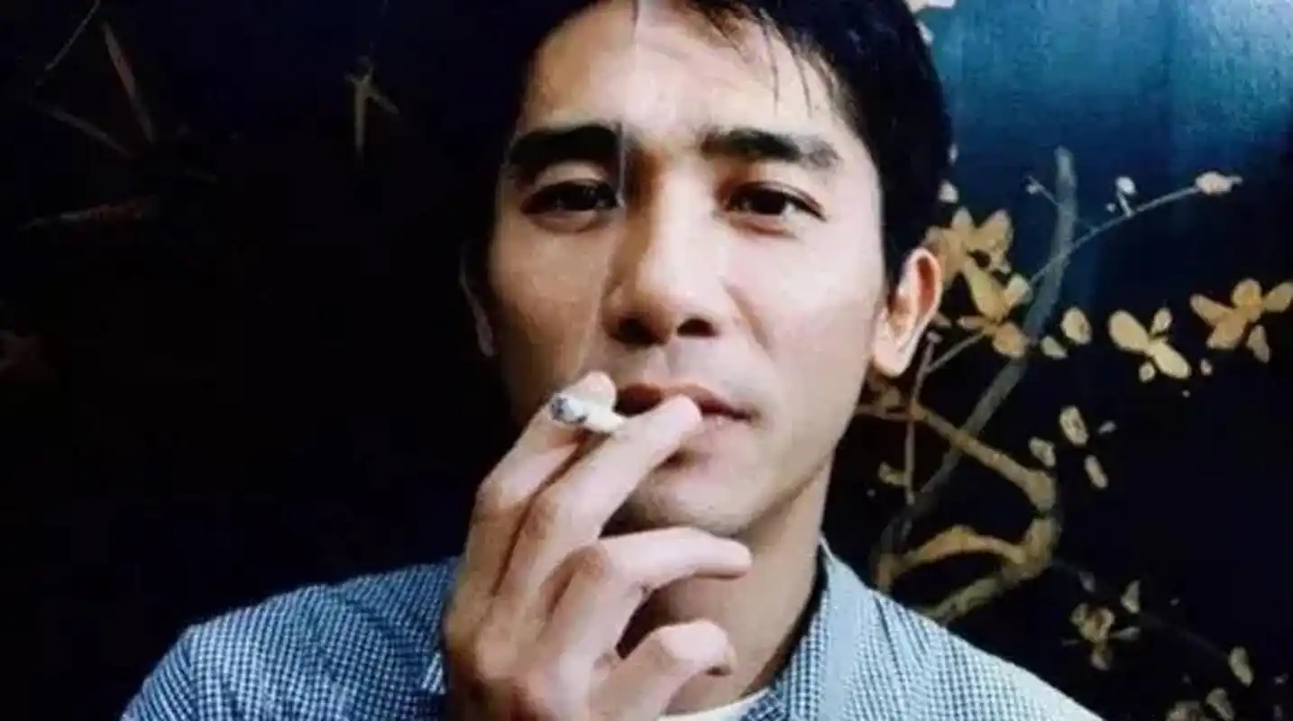 影帝梁朝伟深夜冲上热搜!