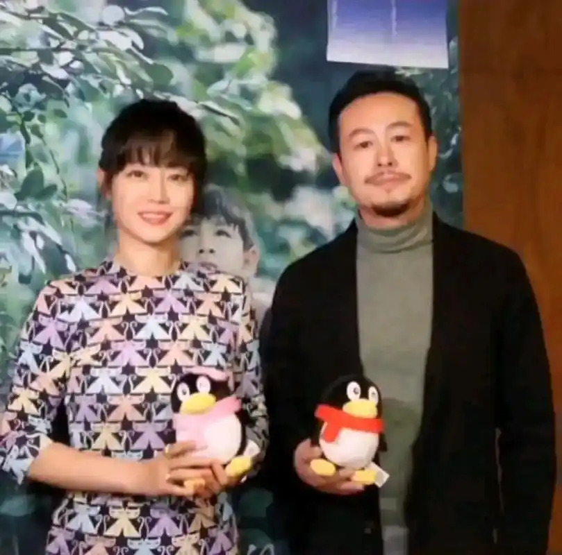 张颂文的妻子名叫陈素珍,来自江苏苏州,毕业于南京大