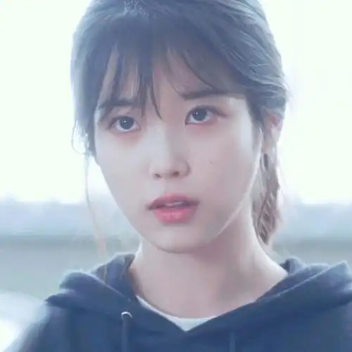 李知恩iu/女生头像/爱豆头/by姜甜软 - 堆糖,美图壁纸兴趣社区