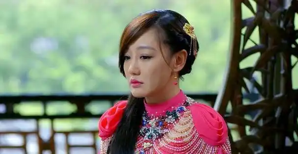 薛佳凝:分手14年后胡歌娶妻生子,她却选择出家,背后心酸无人知