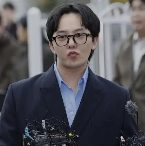 再反转,权志龙被质疑销毁证据_腾讯新闻