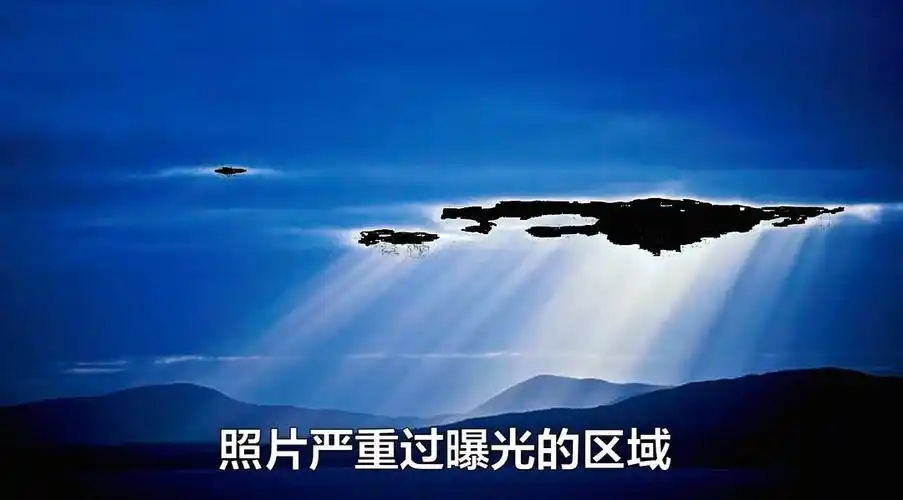 不足的画面,暗淡无光,视觉感受不舒服,相对易于判断;而曝光过度的照片