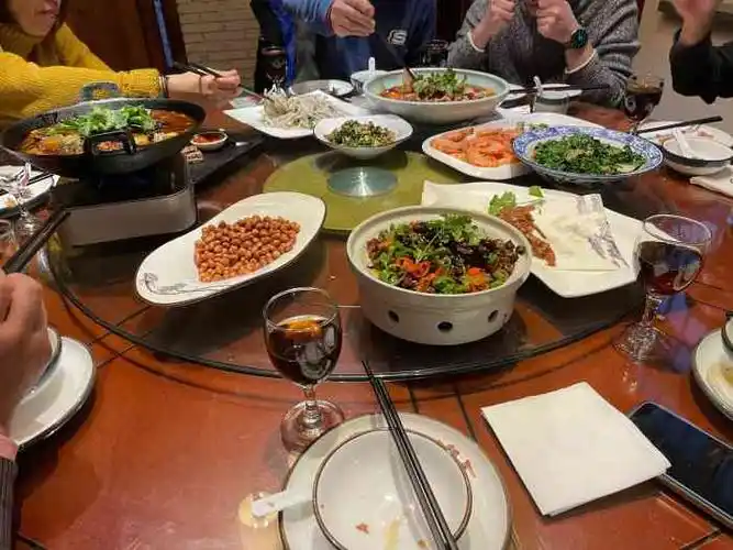 徽昆酒楼-"做饭店 最重要的是诚信 订好的包厢可以给.