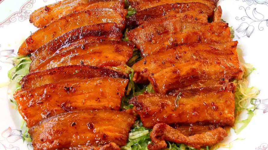 香而不腻五花肉美食满口鲜香哦