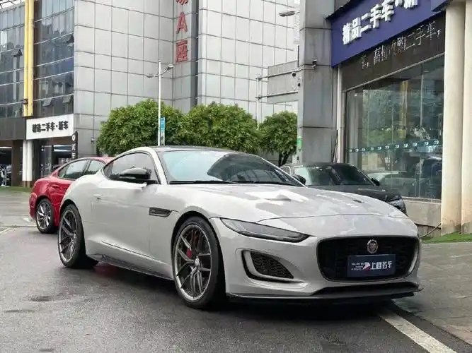 重庆出新款捷豹跑车