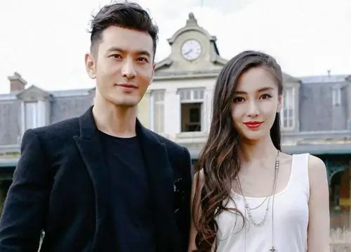 黄晓明baby合体 两人出席活动一小细节看出两人感情现状