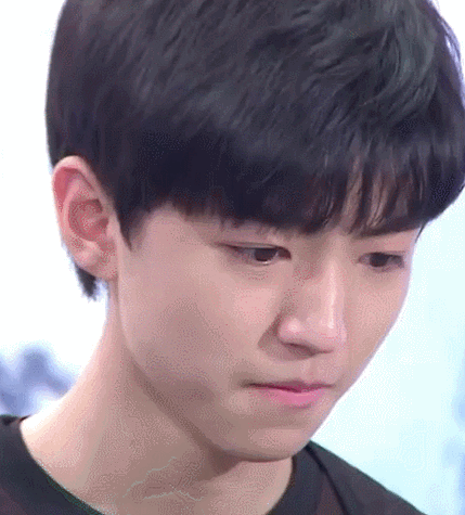 王俊凯gif帅气gif眼泪gif可爱gif