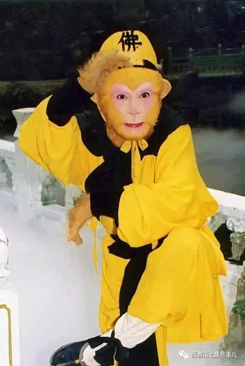 82版西游记,六小龄童扮演了最经典的孙悟空,多亏了父亲六龄童当初极力
