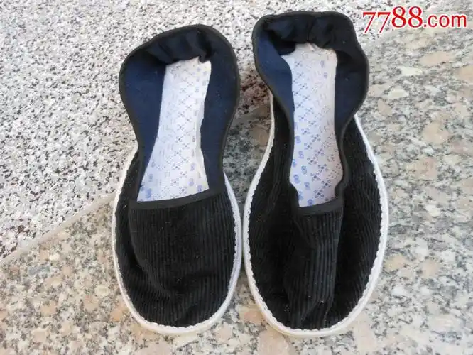 鞋文化布鞋新鞋;男式方口布鞋千层手纳底黑色灯芯绒鞋面37码未穿过