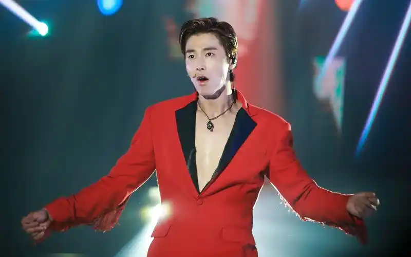 【郑允浩】190720 东方神起香港演唱会 高清饭拍合辑_哔哩哔哩_bili