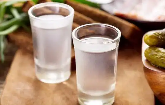 男性药酒配方二十一味黄金搭档药借酒力酒助药势发挥效力