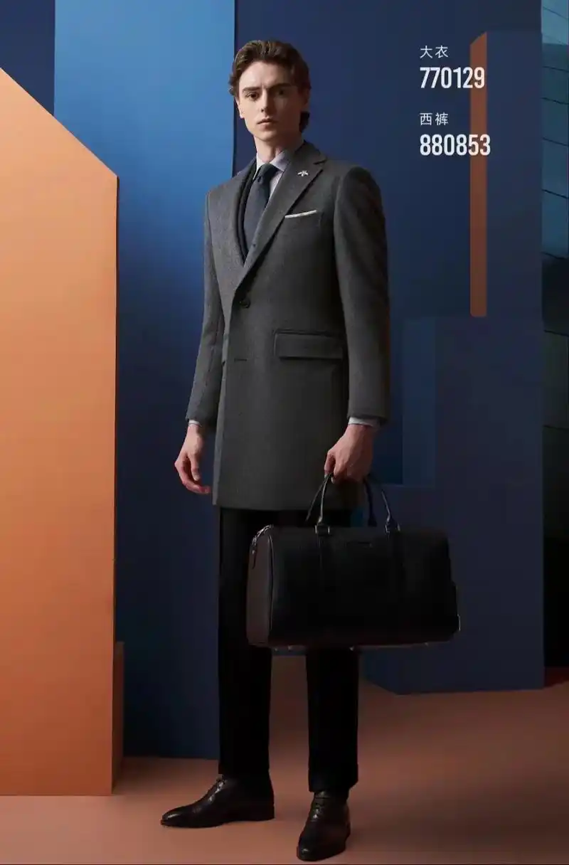 030303演绎吸睛穿搭!brown aaron布朗艾伦23 - 抖音