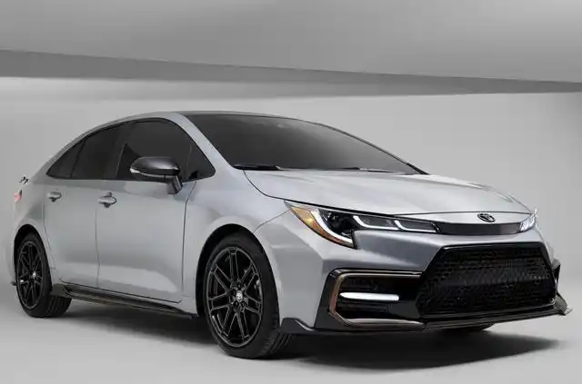 恕我直言:颜值最强兼跑车声浪,当属卡罗拉apex