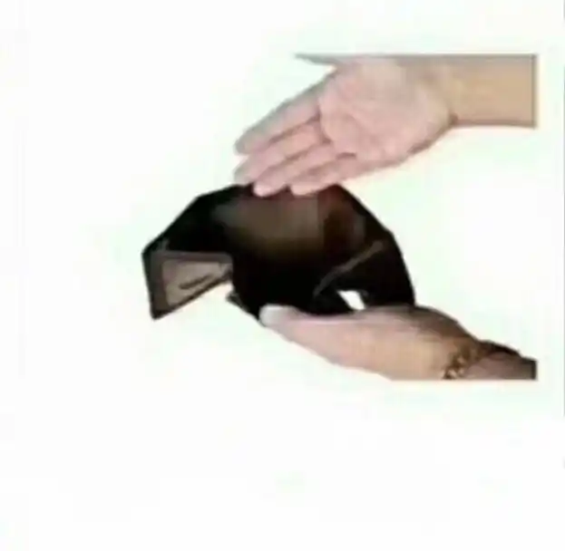 我钱包空了爸妈您看我钱包钱包表情