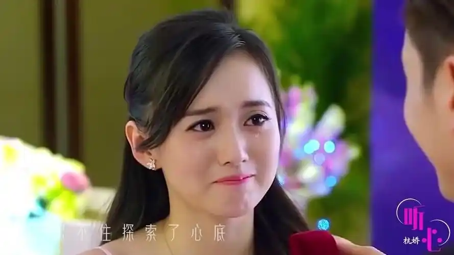 孙露一曲爱上你是一个错听着让人心痛唱尽爱情的苦楚