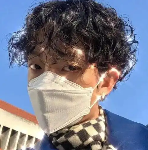 2021年烫发在男生中很流行 总有一款烫发适合你