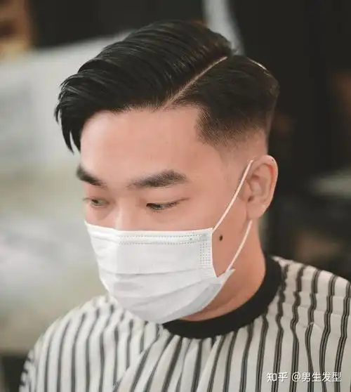 男生别剪精神小伙发型了今夏试试这5个造型时髦又显帅气