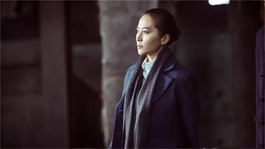 《父亲的身份》俞飞鸿冷酷剧照图片桌面壁纸